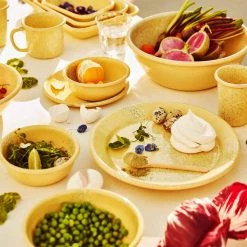 Kapka Splatter Fest Émail Roating And Serving Dish Yellow Cookware -Sous Chef Boutique 0000 Kapka 0052 66a6bb6e 2eb2 4382 b625 a73398a0a37e