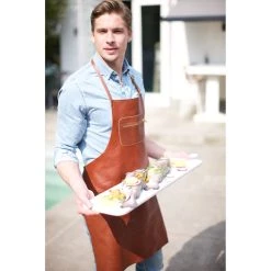 Dutchdeluxes Tablier Zippé En Cuir Dans Des Articles De Cuisine Brun Classique 15 Dutchdeluxes Tablier Zippé En Cuir Dans Des Articles De Cuisine Brun Classique -Sous Chef Boutique 0008 dutch deluxes leather zipper apron classic brown lifestyle c1f863f5 1e0d 432b 9085 efaabc6d078b