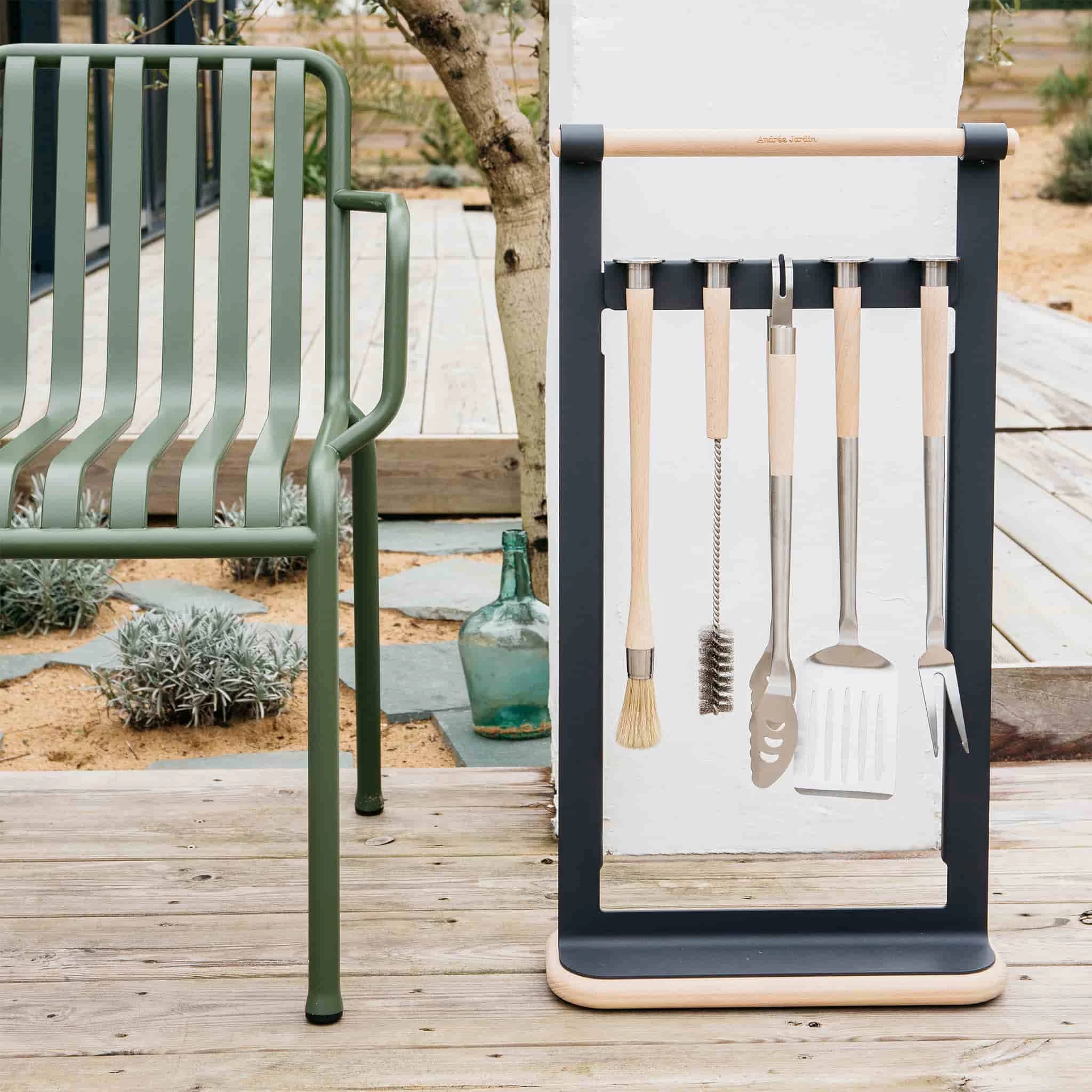 Andree Jardin Andrée Jardin Bois De Hêtre BBQ Utensiles + Ensemble De Rack Magnétique 4 Andree Jardin Andrée Jardin Bois De Hêtre BBQ Utensiles + Ensemble De Rack Magnétique – Image 2