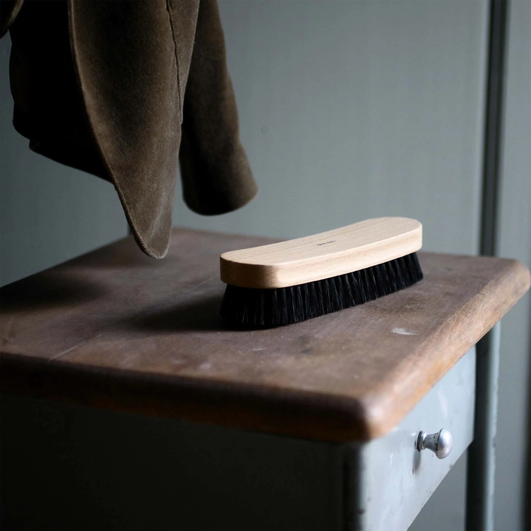 Andree Jardin Andrée Jardin Brosse Pour Vêtements De Porc 4 Andree Jardin Andrée Jardin Brosse Pour Vêtements De Porc – Image 2