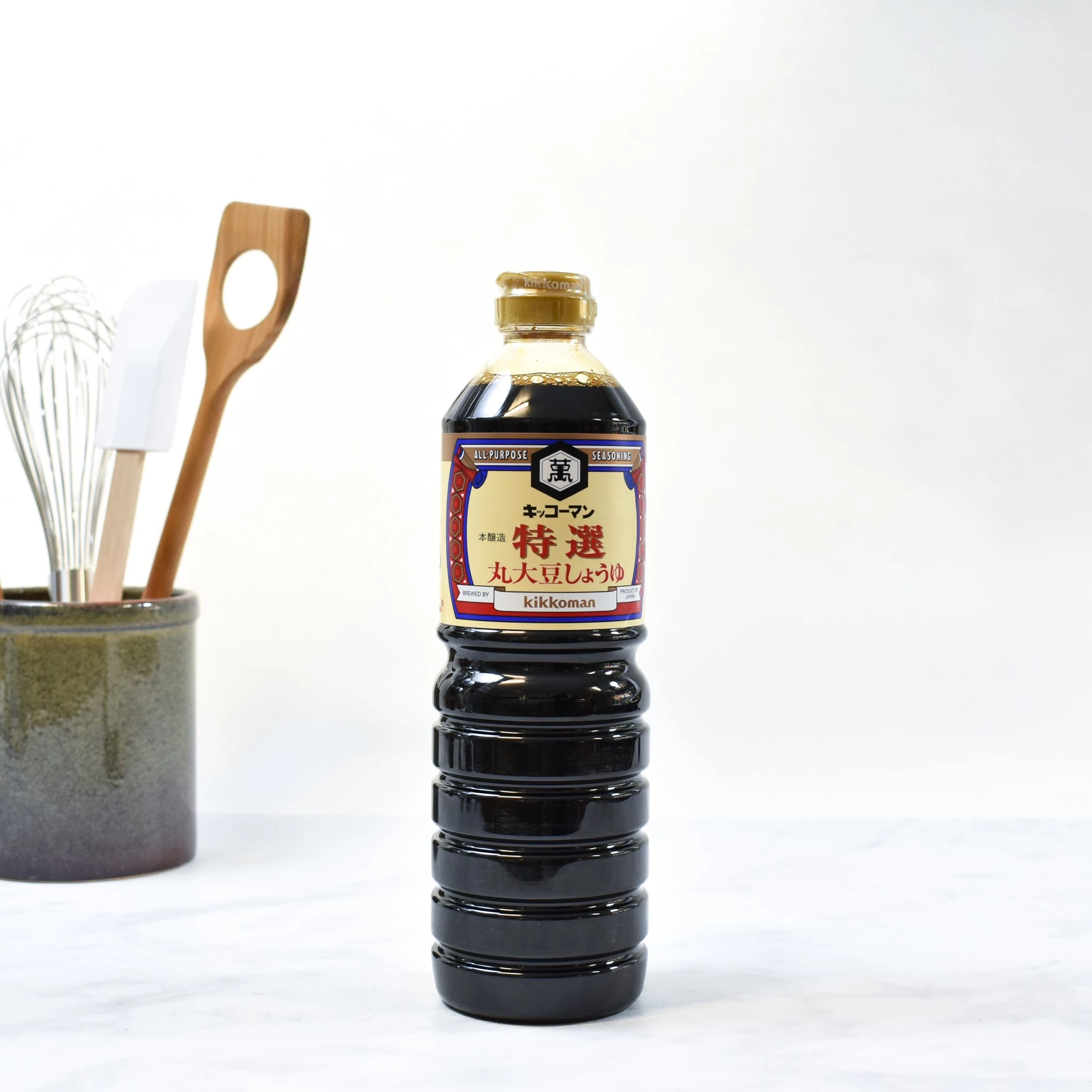 Kikkoman Traditionally Brewed Marudaizu Shoyu Soy Sauce 1l 5 Kikkoman Traditionally Brewed Marudaizu Shoyu Soy Sauce 1l – Image 3