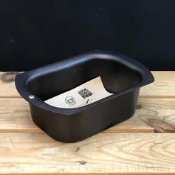 Netherton Foundry Netherton Fonderie éponge De Fer Pain Tin 1lbs 8 Netherton Foundry Netherton Fonderie éponge De Fer Pain Tin 1lbs -Sous Chef Boutique NF0028 NethertonFoundrySpunIronLoafTin1lbs LS1