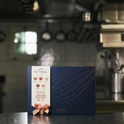 Neuhaus "Les Trésors De Neuhaus" Pralines - 30 Pieces -Sous Chef Boutique Ne0015 NeuhausLesTresorsdeNeuhausPralines 30Pieces lifestyle3