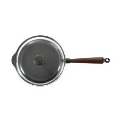 Cuisinière Skeppshult Traditionnelle Cast Iron Deep Saute Pan Avec Couvercle 25cm -Sous Chef Boutique SH0019 Skeppshult Traditional Cast Iron Deep Saute Pan with Lid 3