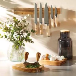 Kitchencraft Acacia Wood Hachoir Mezzaluna Set 7 Kitchencraft Acacia Wood Hachoir Mezzaluna Set -Sous Chef Boutique acacia wood hachoir mezzaluna set lifestyle 2