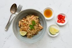 Kiji Stoneware & Ceramics Kiji Stoneware & Céramique Ustensiles De Table Blue-Grey Glaze Noodle Bowl 20cm Dia X 10cm -Sous Chef Boutique blue grey glaze noodle bowl chicken pad thai