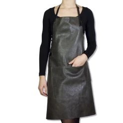 Cuisinière Dutchdeluxes Tablier En Cuir BBQ En Gris Vintage 10 Cuisinière Dutchdeluxes Tablier En Cuir BBQ En Gris Vintage -Sous Chef Boutique dutch deluxes leather bbq apron vintage grey model