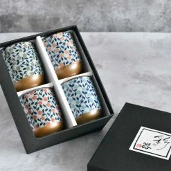 Kiji Stoneware & Ceramics Kiji Stoneware & Céramique Ensemble De Tasses De Thé à Fleurs Japonaises Colorées -Sous Chef Boutique lifestyle 0014 ColourfulJapaneseFlowerTeaCupSet lifestyle2 JA0087