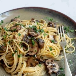 Rummo Spaghetti 500g -Sous Chef Boutique lifestyle 0027 dried mushroom spaghetti lagoa close up