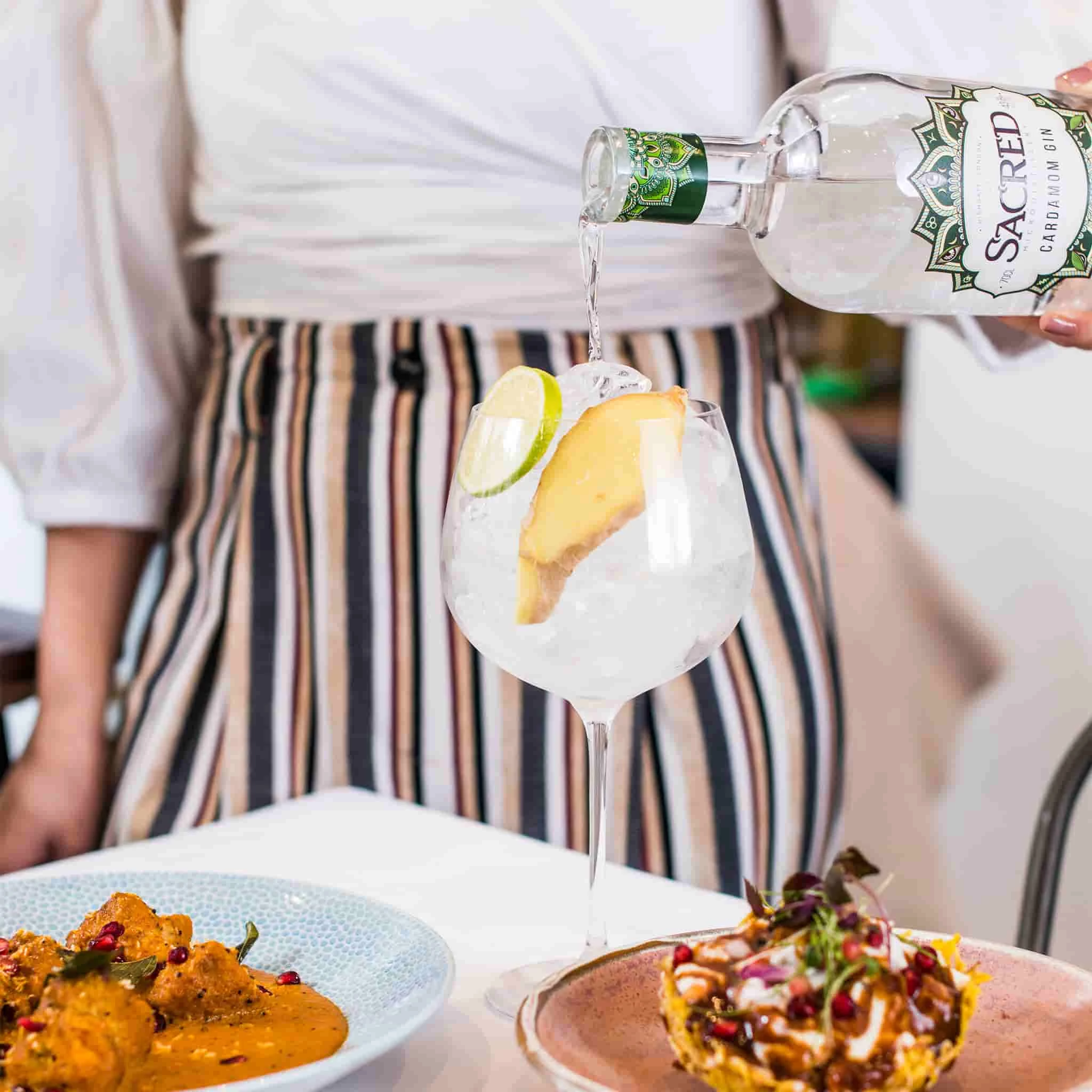 Sacred Spirits Spiritueux Sacrés Cocktail Making & Barware Sacré Cardamom Gin 70cl 5 Sacred Spirits Spiritueux Sacrés Cocktail Making & Barware Sacré Cardamom Gin 70cl – Image 3