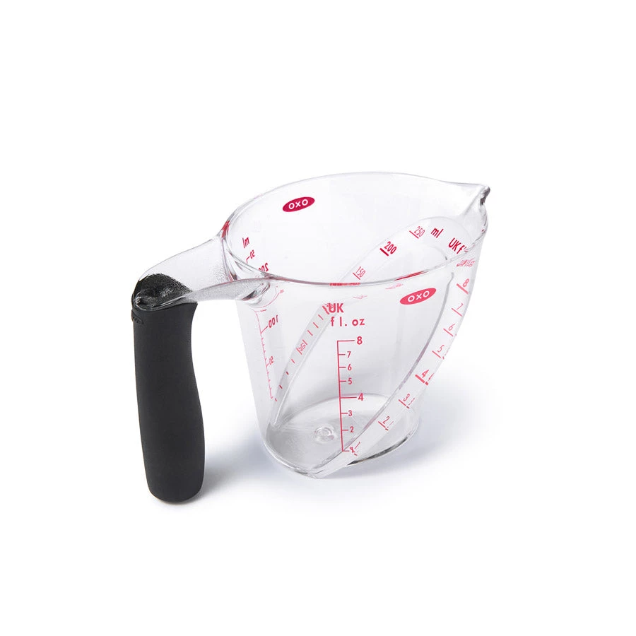 OXO Bonnes Poignées Mesure Angled Jug Cookware 3 OXO Bonnes Poignées Mesure Angled Jug Cookware